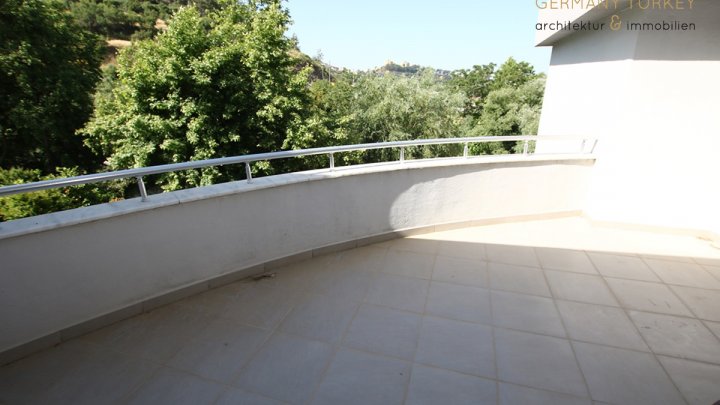 komplett möblierte Villa