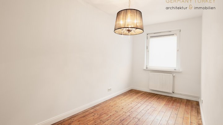 Frisch renoviert, naturnah und urban: Ihre 3-Zimmer-Wohnung wartet in Wandsbek auf Sie!