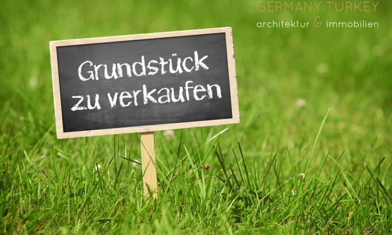 Gut gelegenes Grundstück: Bauvorbescheid liegt vor