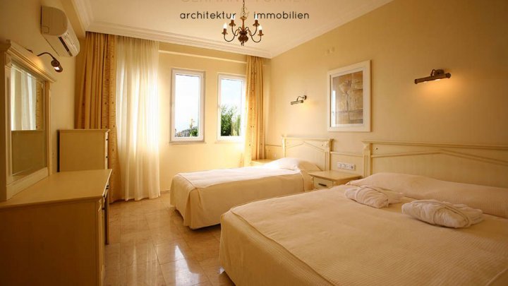 Villen mit atemberaubenden Blick in Luxusresidenz