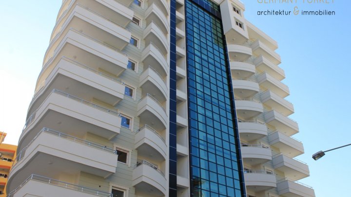 große Wohnungen und Penthäuser