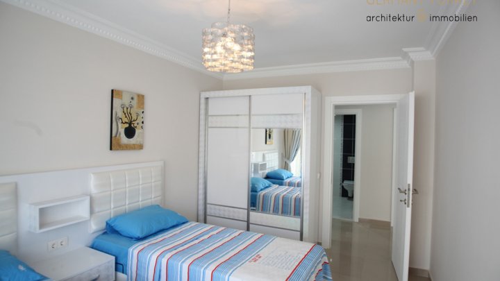 große Wohnungen und Penthäuser