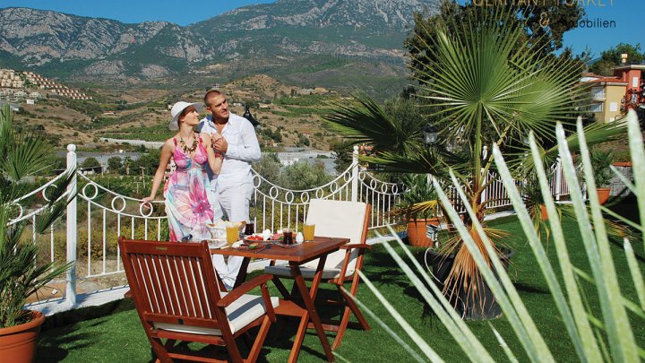 Naturstein Villen mit Meerblick