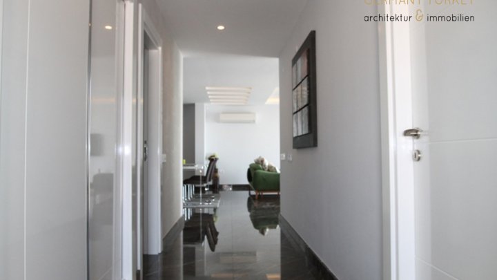 Exklusive, Luxusterrassenvillen in Toplage