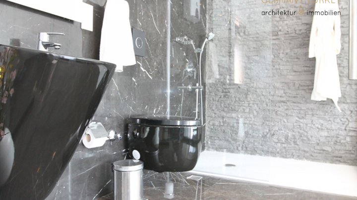 Exklusive, Luxusterrassenvillen in Toplage